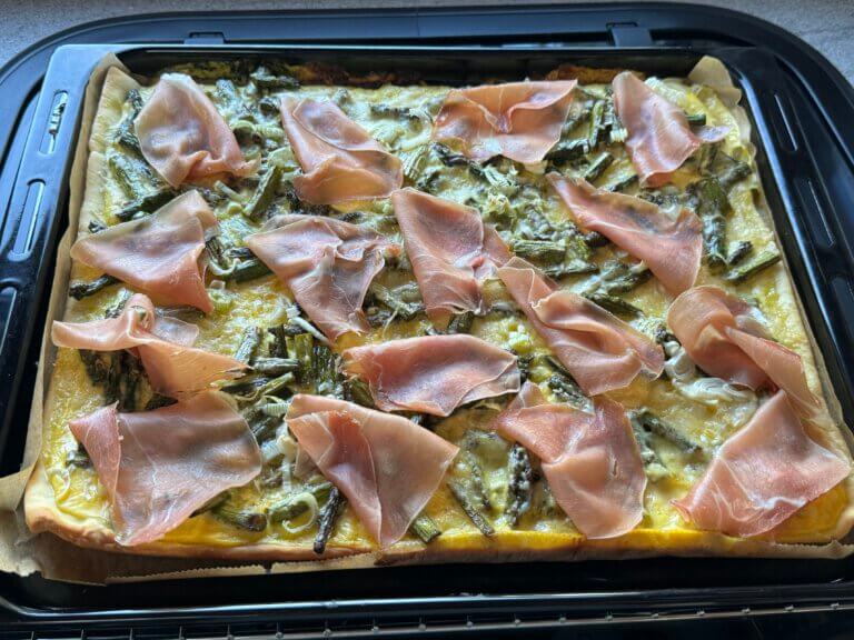 Spargel-Pizza